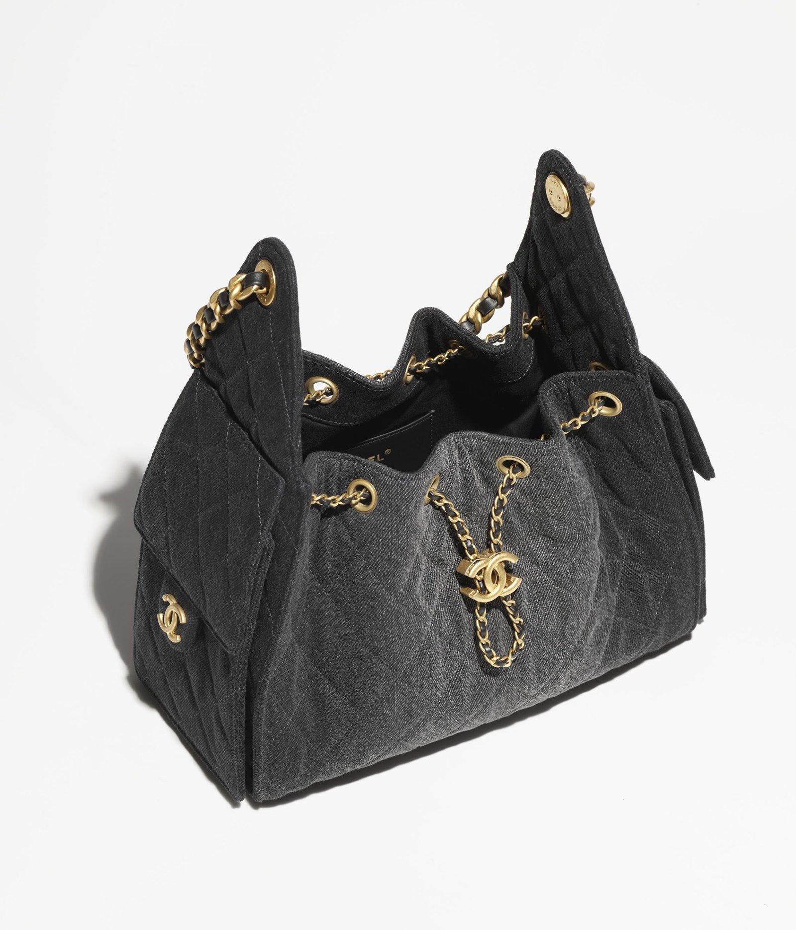 9562280722462-scaled-1