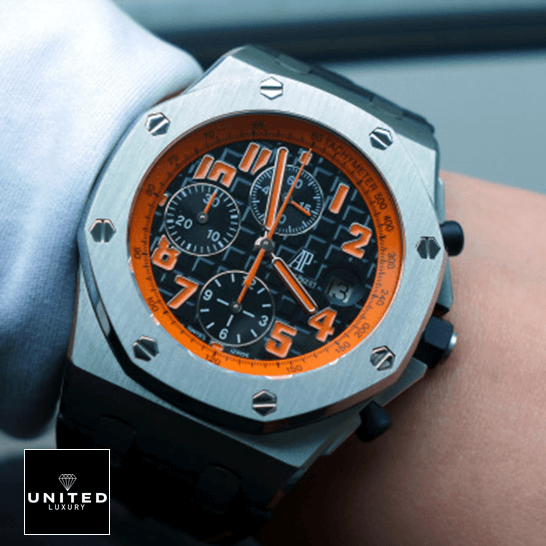 Audemars Piguet Royal Oak Offshore 26170ST.OO.D101CR.01 "Volcano" Perfect Duplicate 1:1 audemars piguet royal oak offshore 26170ST.OO .D101CR.01 replica wrist Audemars Piguet Orange Black Dial Steel Bezel Replica on the wrist
