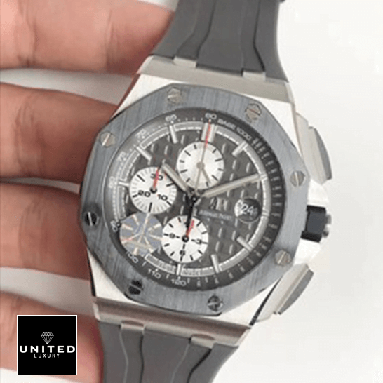Audemars Piguet Royal Oak Offshore Chronograph 26401RO.OO.A002CA.01 Elite Clone Edition audemars piguet royal oak offshore novelty chronograph 26400IO.OO .A004CA grey Audemars Piguet Royal Oak Offshore grey dial Replica on the hand
