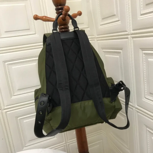 Military backpack Size:28.15.42cm Code:580912