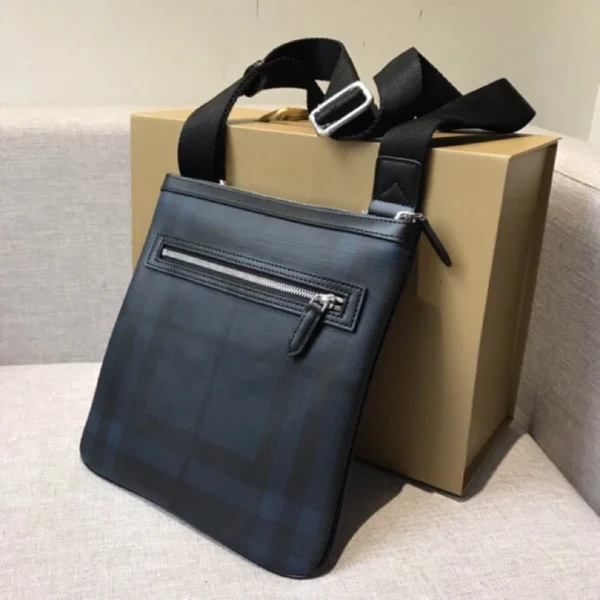 Satchel Size:27x28cm Code:400123