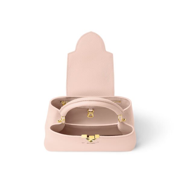 Louis Vuitton Capucines BB M22178