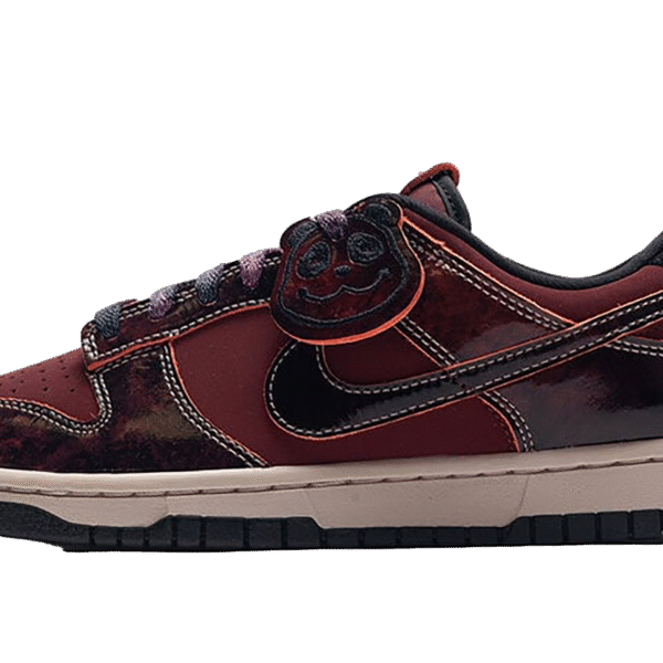 Dunk Low SE "Red Panda"