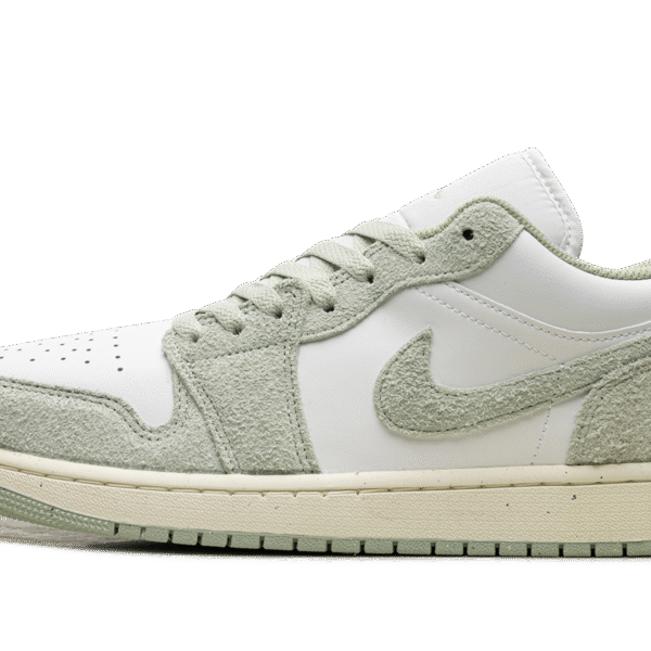 Air Jordan 1 Low SE "Seafoam"